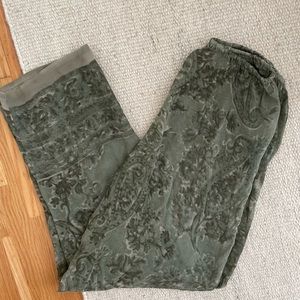 Vintage Victoria’s Secret paisley 100% silk pants